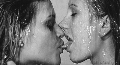 katyadenim:  Naughty Teens Live! Hot Webcam Chicks for FREE! 
