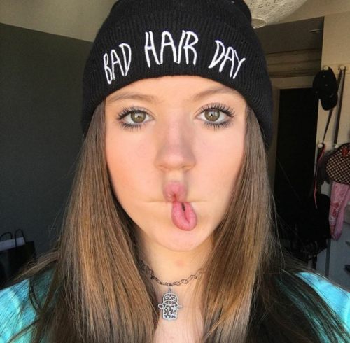 http://streetgrl.tumblr.com/post/154896657787