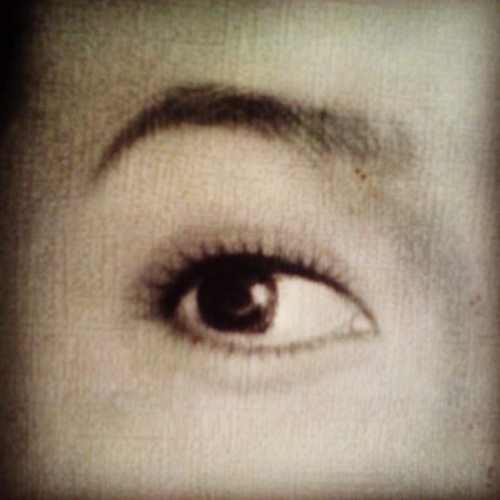 <p>#eye #graphite #draw #drawing #ciaoumah #google #design #photos #picture</p>