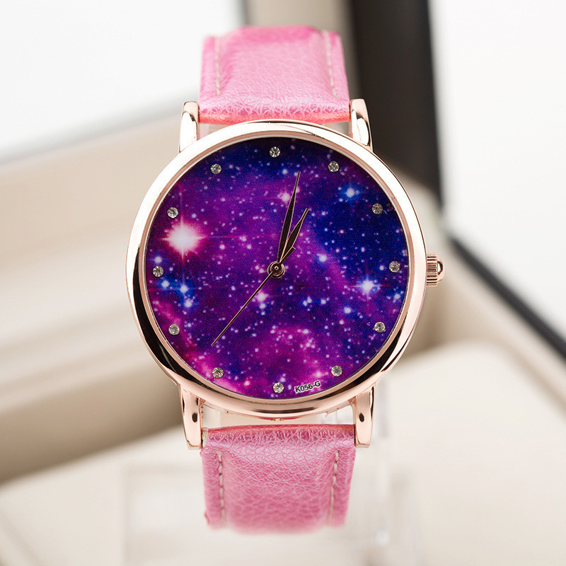asutoraru96:  hiddenforestgirl86:  lovenowar:  A beautiful watch with galaxies right