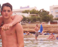 male-celebs-naked:  Finn and Jack Harries