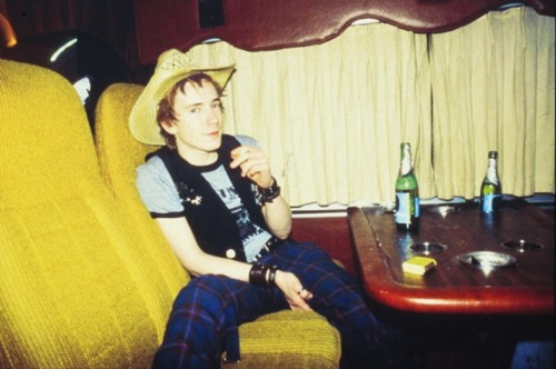 astralsilence:  Sex Pistols on their American tour. Photos by Richard E. Aaron.  