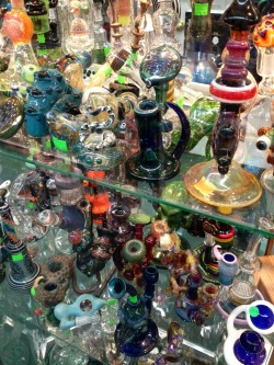 psychedelic-stoner:  So much glass! 