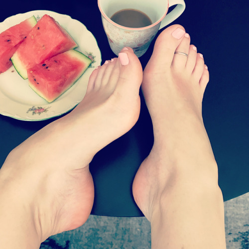 Porn cute Feet photos