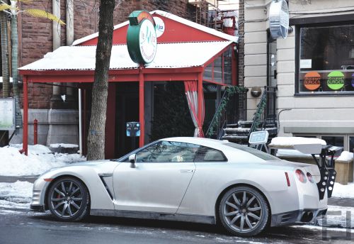 carsartandarchitecture:  Nissan GTR with big ass wing Felix Legault Photography 