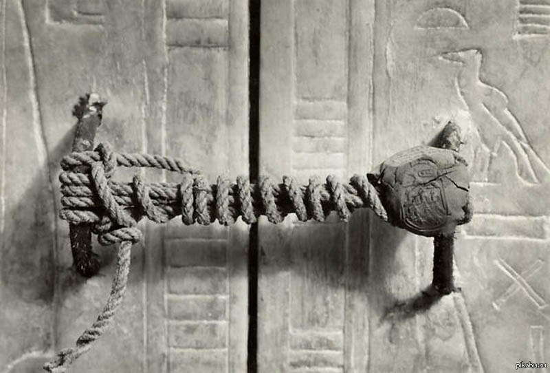 sixpenceee:  The unbroken seal on King Tut’s Tomb.The seal was actually a seal