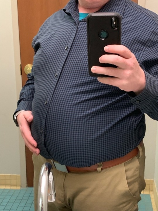slowlygrowingbelly:     When the food is just too good  