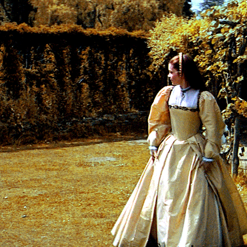 Genevive Bujold As Anne Boleyn Anne Of The Thousand Days (1969)