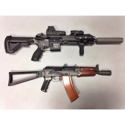 Relentless-Carlos:  Lbcstudios:  Which Would You Rather? #Hk416 #Ak74U  Hk Everytime