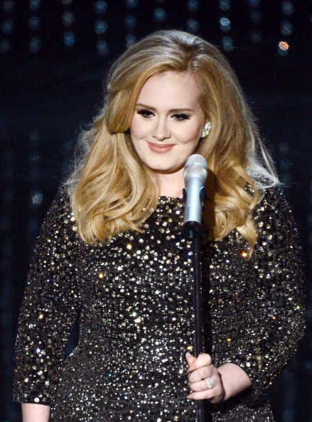 zzchili: curvyisthenewblack:  jrse4ever:  Adele | 85th Annual Academy Awards (2013)  Omg you’re perf