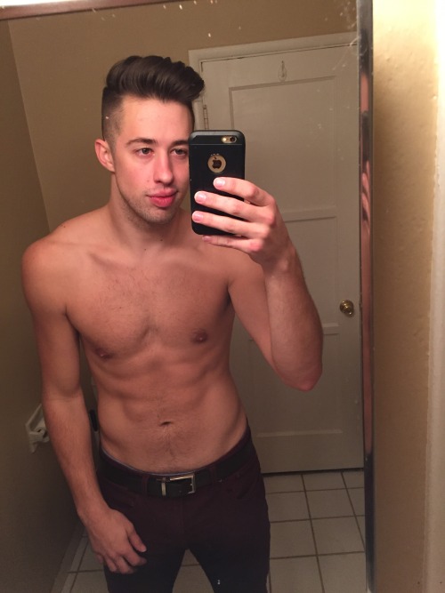 tiedyeunderoos:  Erik