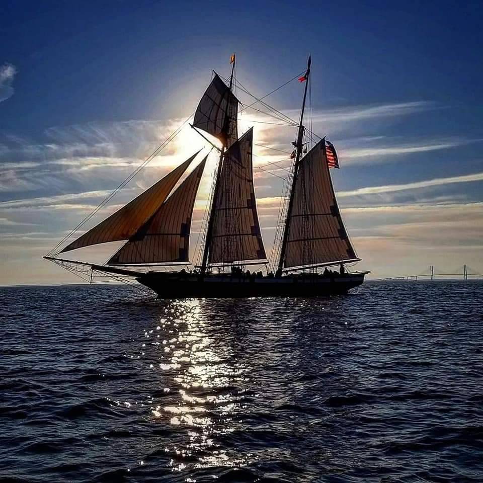 Topsail schooner Lynx at Memorial Day Weekend 2022 - Beat to Quarters