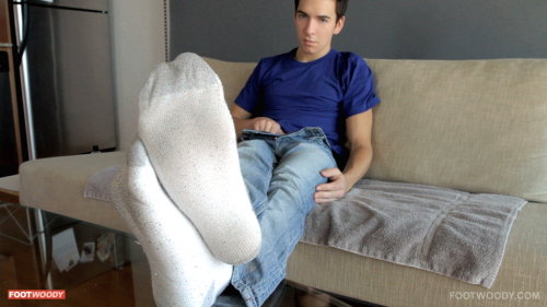 dannysocks.tumblr.com/post/154844025077/