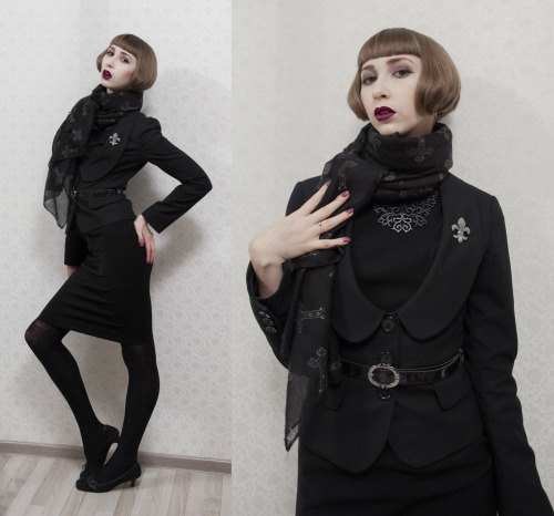 chlora-virgo:Lookbook post - Little black messMax Malanaphy is inspiring me so much, that I wanted t