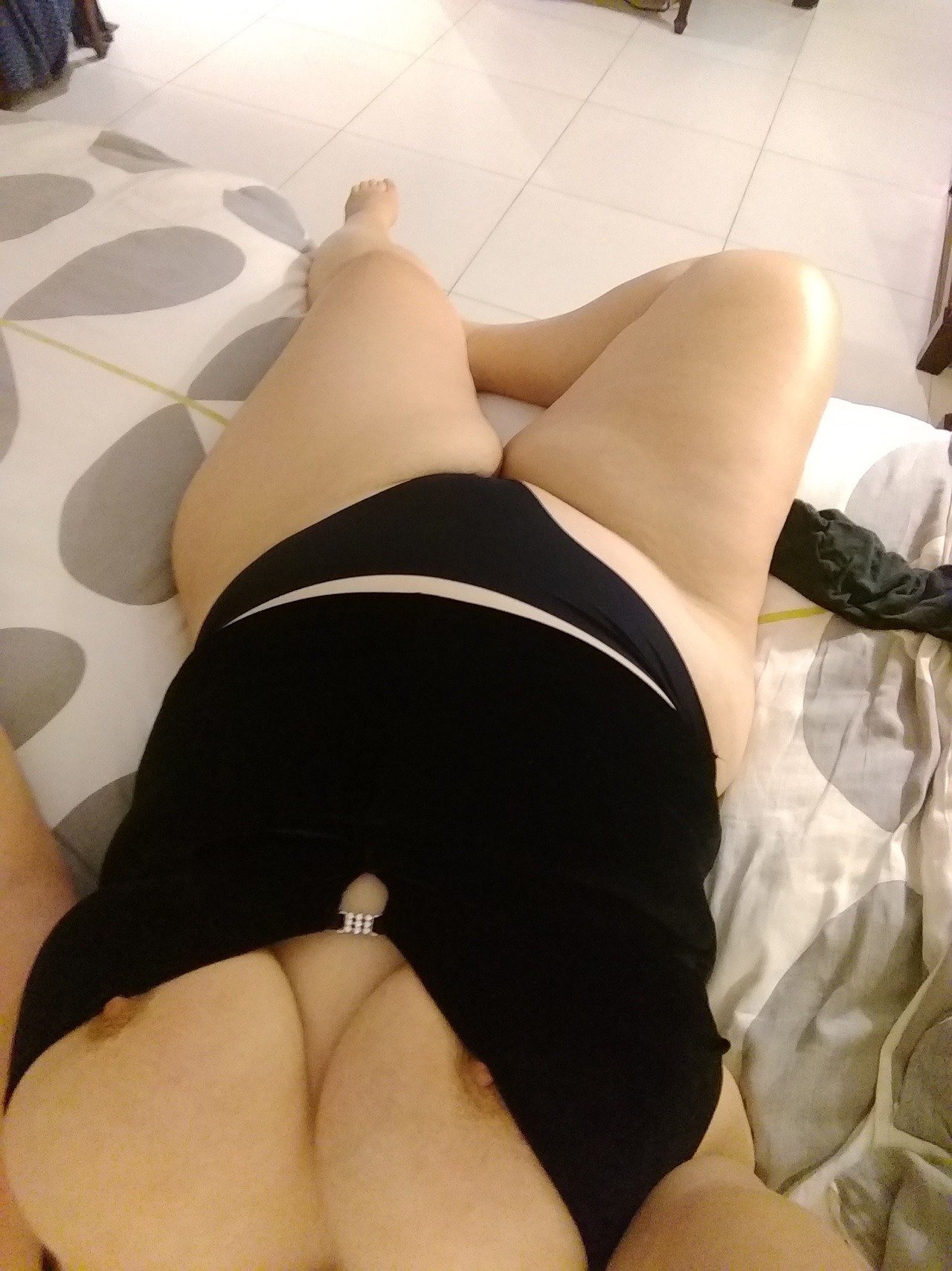 big-tits-wide-hips:  Sending these to hubby to show him what I get up to when he’s