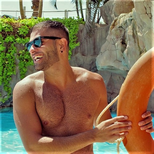 kazhairy:Instagram : ramonbroza 