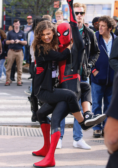 zendaya-source: Spider-Man: Far From Home Filming (New York)