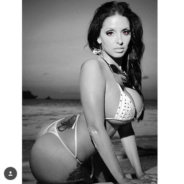 Shot in #aruba ❤️ 🌴☀️ Photographer @jason_margarita by missmeena1