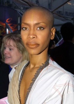 misterand:  Erykah Badu 