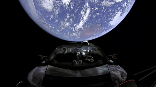 littlelimpstiff14u2: Starman! SpaceX Elon Musk’s Tesla Roadster and Starman cruise away from 