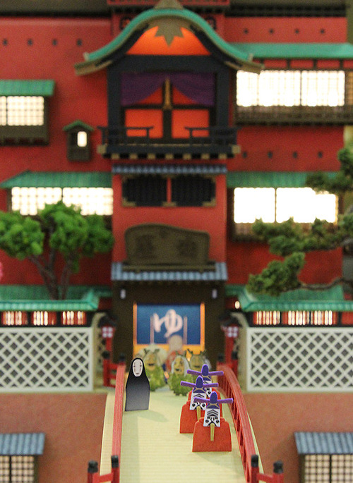 qinni:   [Miniatuart] Limited Edition ‘Spirited Away’ Aburaya (Unassembled Kit)
