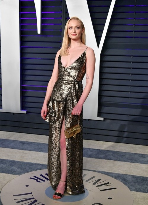 Sophie Turner in Louis Vuitton at the 2019 Vanity Fair Oscar Party