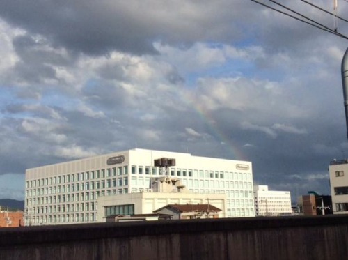 nintendocafe:Today, There Was a Rainbow Over Nintendo’s Kyoto HeadquartersPhoto taken by Twitter use