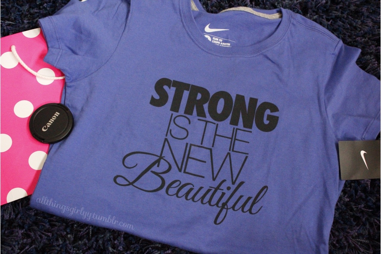 allthingsgirlyy:  I’ve been wanting this shirt for a while now! I was so sad when