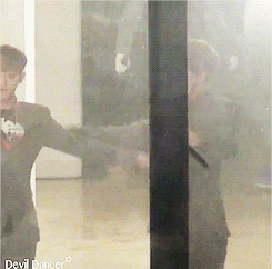 baekaid-o:  Sassy maknaes 