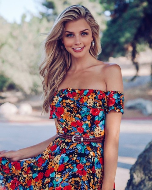 beautes-fatales: Marina Laswick