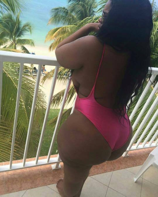 fletchertrowan:  Selfie Curves