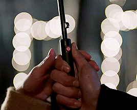 idleminds:  “This is when… you must kiss.”