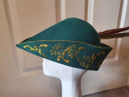 Green oak hat