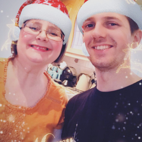 . . #me #family #christmas #christmasday #mum #dad #parents #neice #cousin #grandma #santa #christma