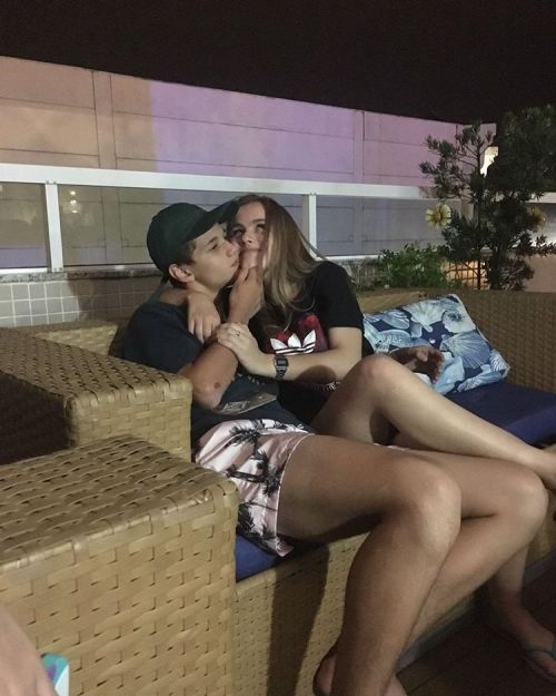 http://streetgrl.tumblr.com/post/154897505002