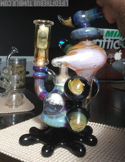 710deals:  bongripsandnicetits:  lifeofthebub:  First dab of the day… Figured I’d share with you all on this very fine day.. Hope everybody has a happy and safe 7/10!  Woah😍  cool gif