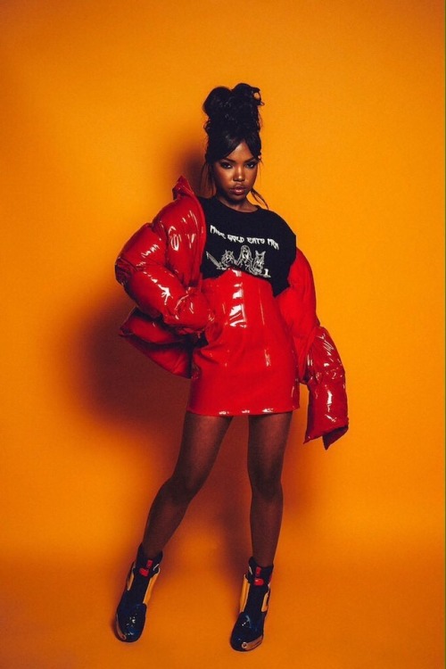 iamchinyere:  lifelovemusiq:  Ryan Destiny x GaloreHailing from Detroit and one the leading ladies on Fox’s “Star,” Ryan Destiny is officially our new young Hollywood obsession.Not only are we green with envy over her chilled out style and adorable