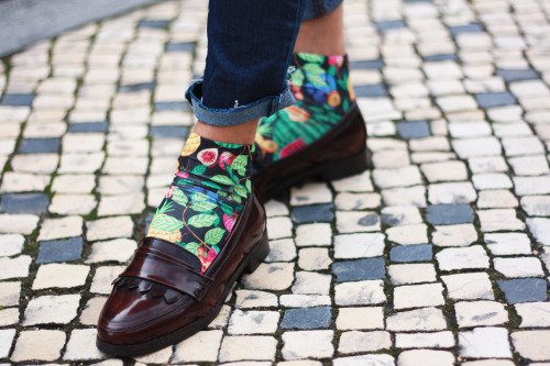 It’s all about details, it’s all about socks! (by Carolina from www.thefrenchfries.pt)