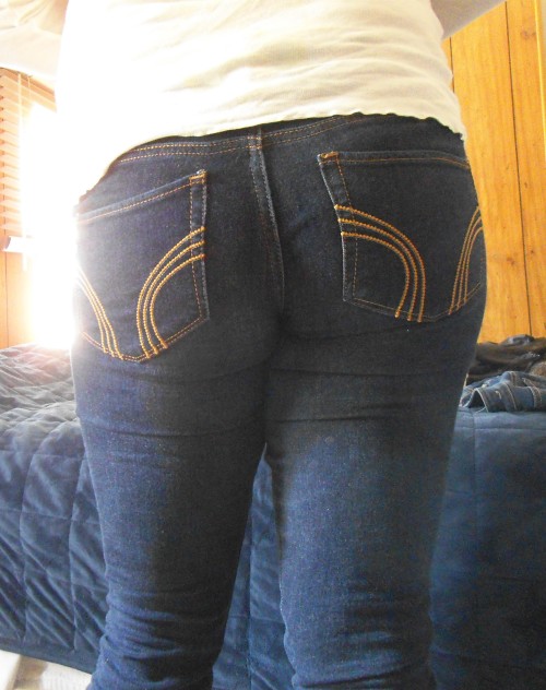 inhollisteronly:cute butt today. wow, cute jeans &amp; cute ass~I wonder you can sit on me with 