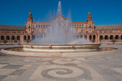 mererecorder:  Plaza Espana Fountain by EveLivesey