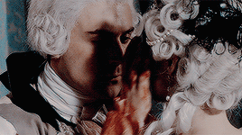 leroichevalier:History 5 meme  → 5 historical relationships : Louis XVI and Marie Antoinette, marrie