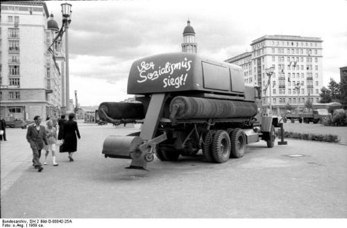 XXX Berlin, Stalinallee 1959 photo