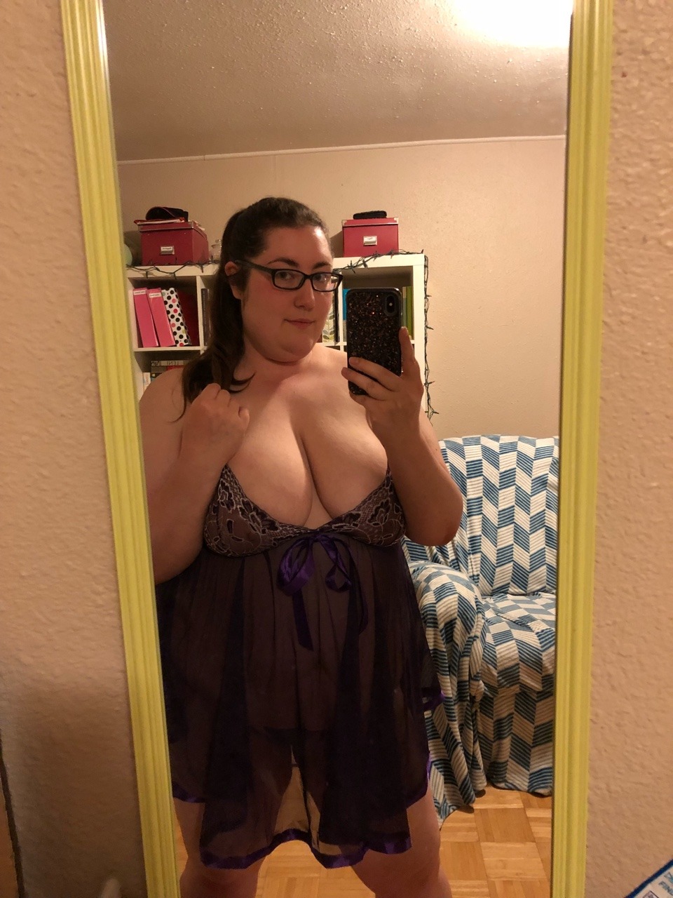 thegoodhausfrau:  If one has to wear something sexy- make sure you feel like a present