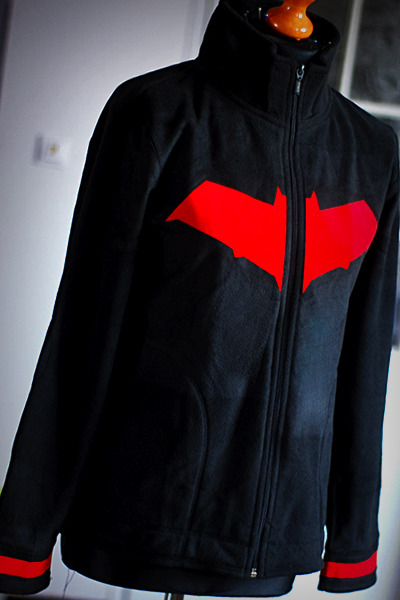 thelittlestbat:  i was making these for someone who prefers their sweaters simple