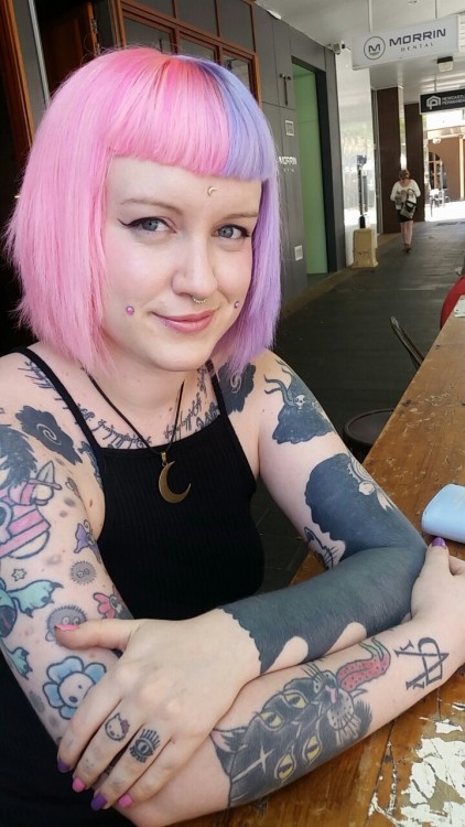 satanicspacecat:  Feeling magical as fuck 💖💜💖