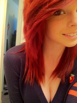 no-honesty:  new hair color c: 