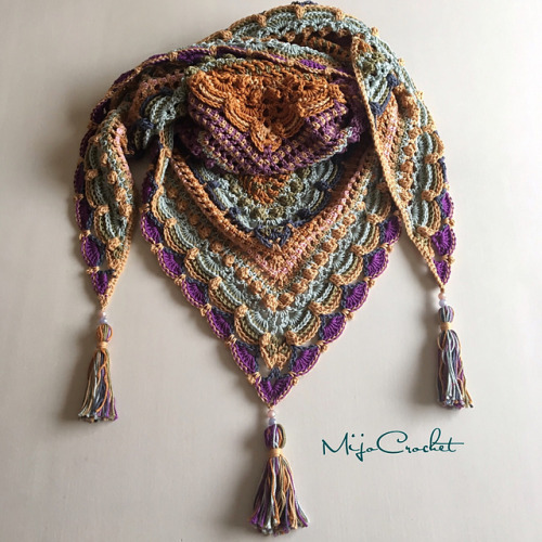 craftytyke: This stunning shawl, Lost in Time, is a free pattern from Mijo Crochet. You can add it t