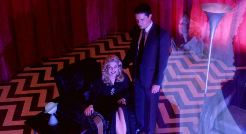 True Detective Season 1 (2014)/ Twin Peaks: Fire Walk With Me (1992)/ Twin Peaks The Return (2017)