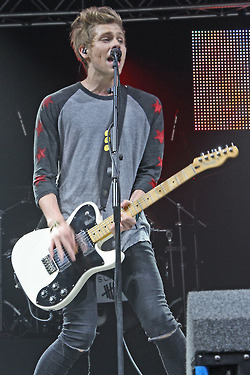 Luke on stage at Key 103 Summer Live - July 17th 2014 - Manchester, UK