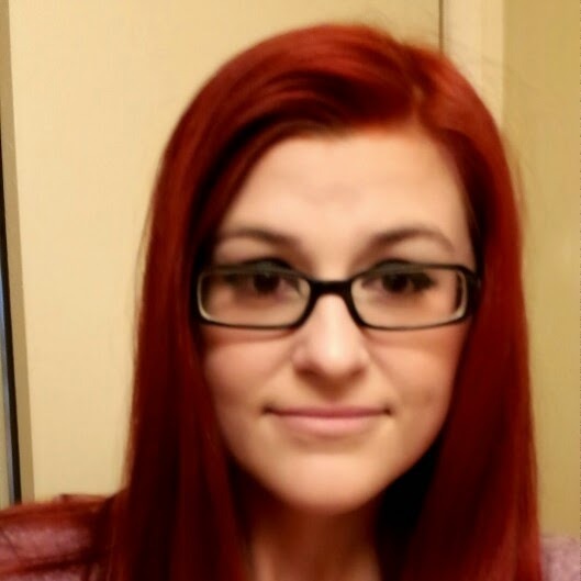 smileslaughtersex:  theonlinedom:  LD - a cute nerdy girl with her banana  Awesome!)